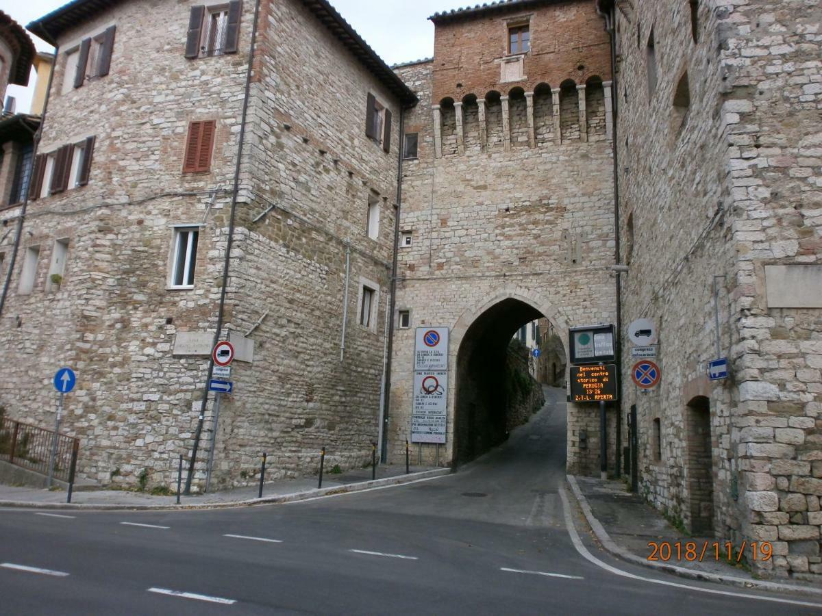 Appartamento Via Ciatti Перуджа Экстерьер фото