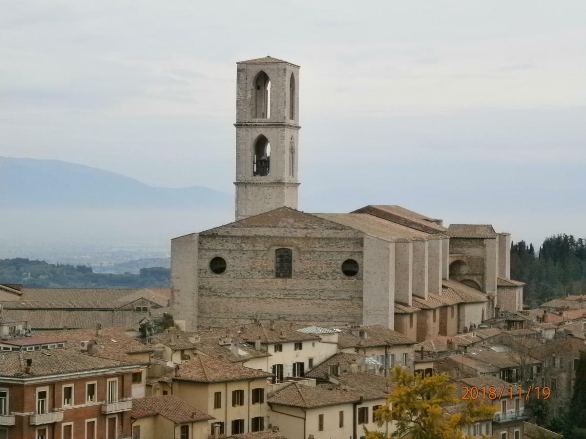 Appartamento Via Ciatti Перуджа Экстерьер фото